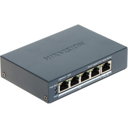 Hikvision DS-3E1505P-EI/M 4-портовый гигабитный Smart PoE коммутатор