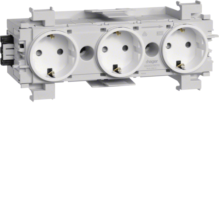Hager GS30019016 Socket-outlet 3-gang Smart Wall Socket White