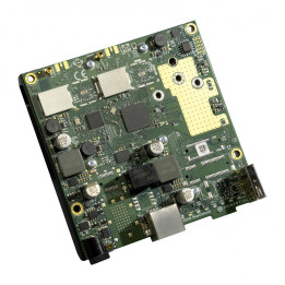MikroTik L11UG-5HaxD Router (RouterOS L4) International Version