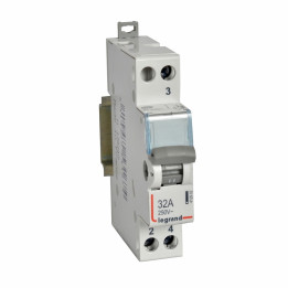 Inverseur - 2 voies avec point central - 250 V - 32 A - 1 module
