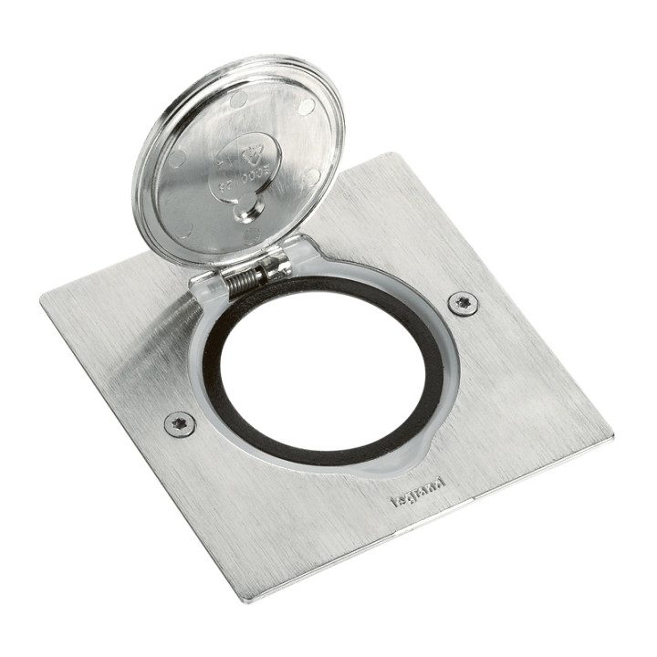 PRISE CARREE AU SOL INOX BROSSÉ