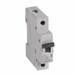 MCB RX 6000 - 1P - 230/400V - 13 A - Courbe C - jeu de barres d'alimentation type broches/fourchettes