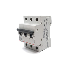 MCB RX 6000 - 3P - 400V - 25 A - courbe B - jeu de barres d'alimentation type broches/fourches