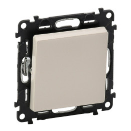 Changeover push-button Valena Life - 6 A - 250 V - with cover plate - ivory