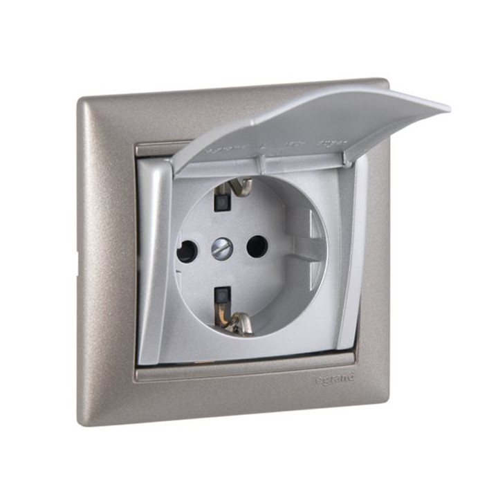 PRIX 2P+T SCHUKO A VOLET ALU