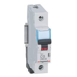MCB TX 6000 - 1P - 230/400 V - 13 A - Courbe C - jeu de barres d'alimentation type broches/fourchettes