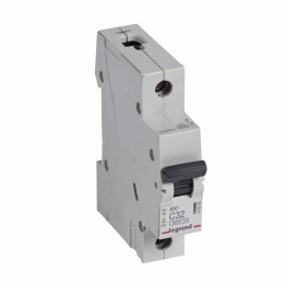 MCB RX 6000 - 1P - 230/400V - 32 A - Courbe C - jeu de barres d'alimentation type broches/fourchettes
