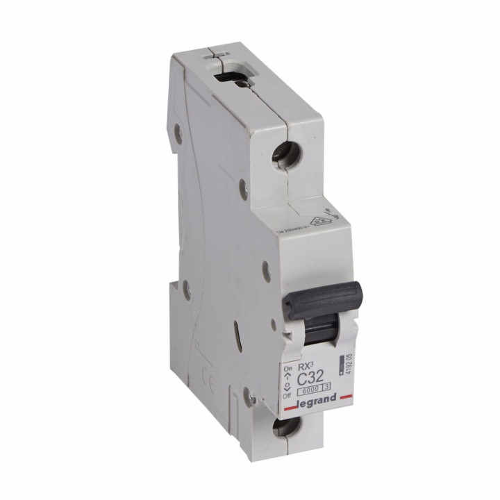 MCB RX 6000 - 1P - 230/400V - 32 A - Courbe C - jeu de barres d'alimentation type broches/fourchettes
