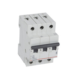 MCB RX 6000 - 3P - 400V - 6 A - Courbe B - jeu de barres d'alimentation type broches/fourchettes