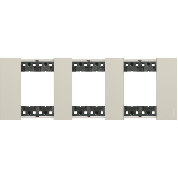 2x3P 71mm Living Now Plate