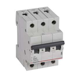 MCB RX 6000 - 3P - 400V - 40 A - Courbe B - jeu de barres d'alimentation type broches/fourches