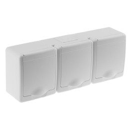 BETA surface socket 3-gang with grounding and cover white IP44